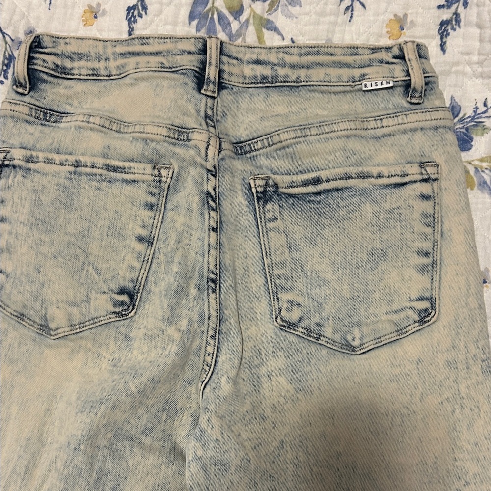 Distressed Light Blue Jeans - Picture 7 of 9